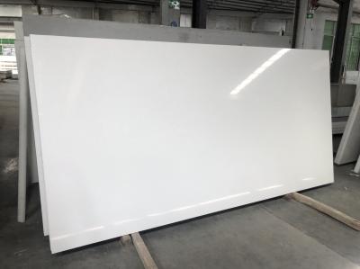 Grão branca da laje de quartzo do espelho da boa qualidade para a bancada da cozinha/a pedra engenharia de Worktop