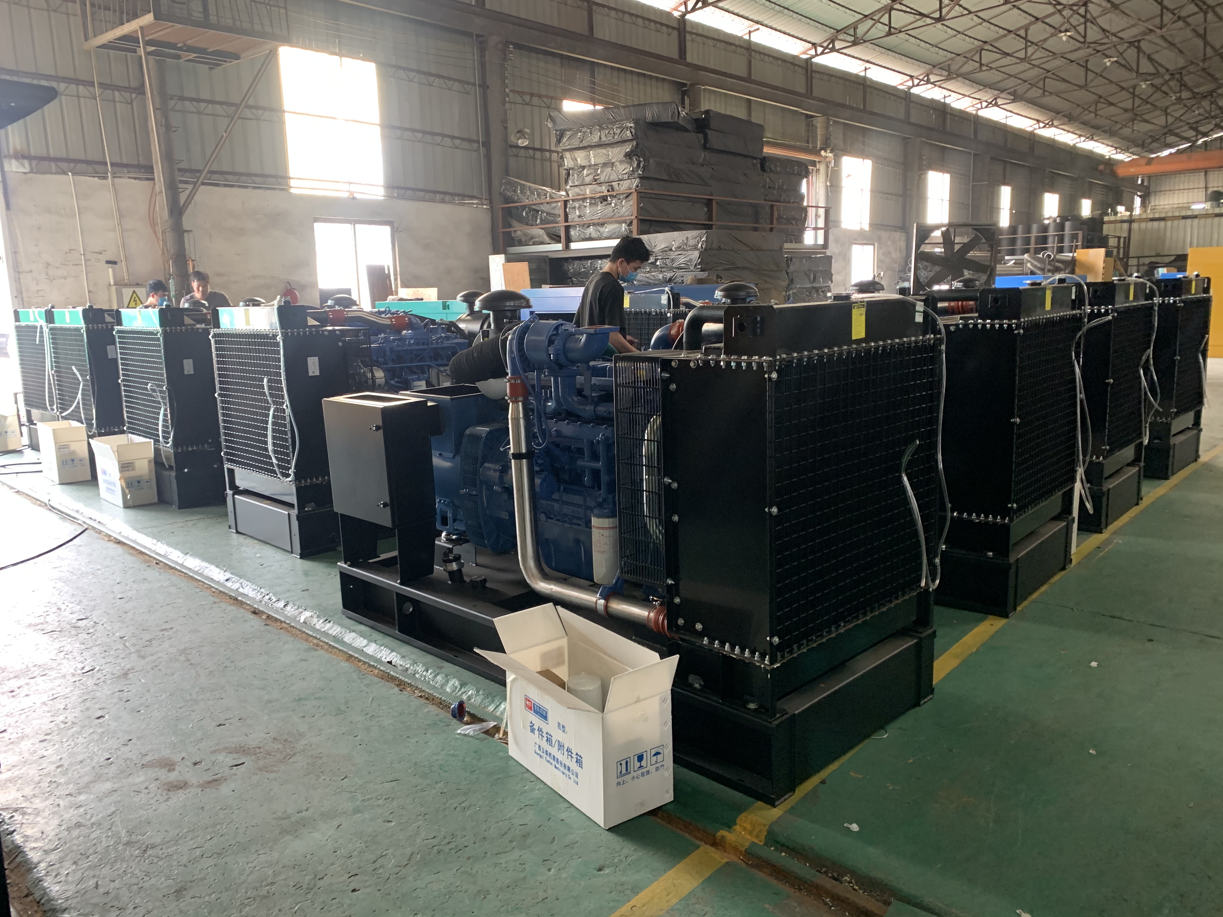 2500 Kva Cummins 2000 дизельного Kw высокого напряжения генератора 4160V