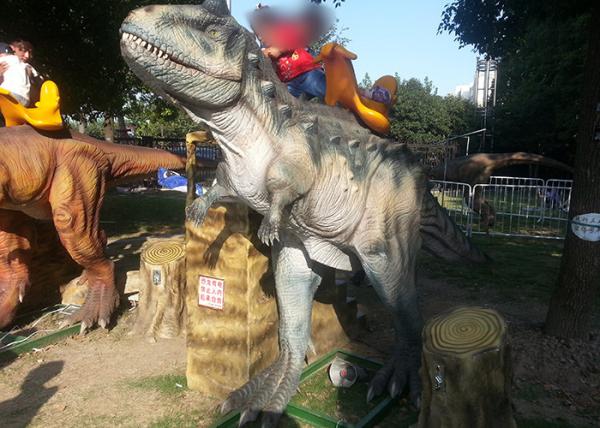 Silicon Dioxide Sit And Ride Dinosaur , Childrens Sit On Dinosaur Head Moving Left To Right