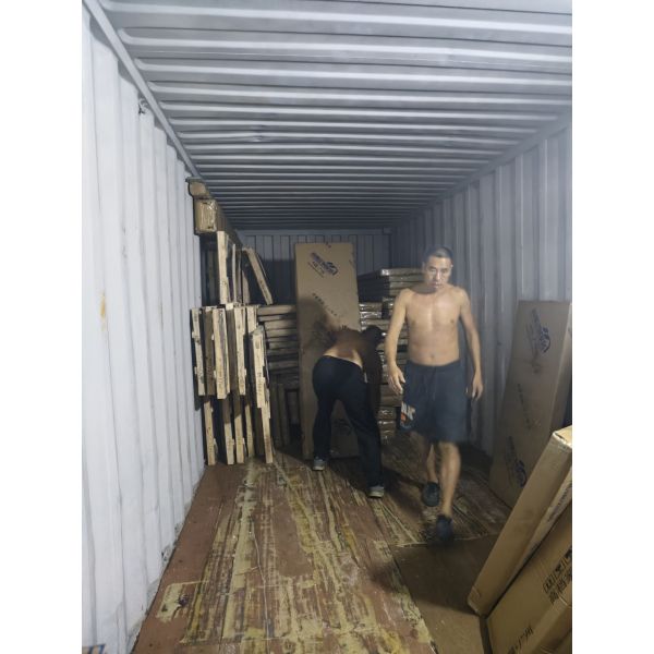 Wood And Glass Steel And Glass Handrail Perfect For Pastoral And Simplicity Design Styles