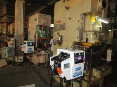 Pressione a linha de alimentador servo do rolo do Nc da máquina para as linhas de perfuração (RNC-200F)