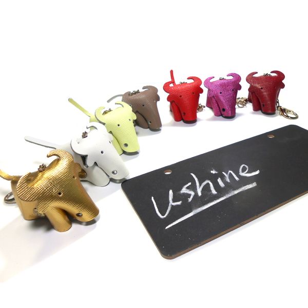 Brass Plating 5.5cm Leather Animal Keyring For Promotional Gift