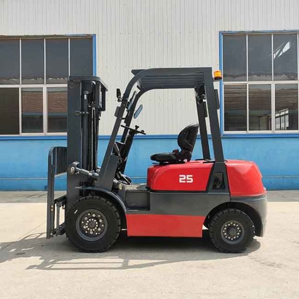2500kgs 2.5T Diesel Forklift Truck Hydraulic Transmission Yanmar Engine