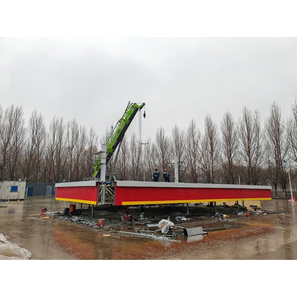 Modern Design Q235/Q355 Steel Space Frame Structure for Prefabricated Assembly Petrol Station Canopy