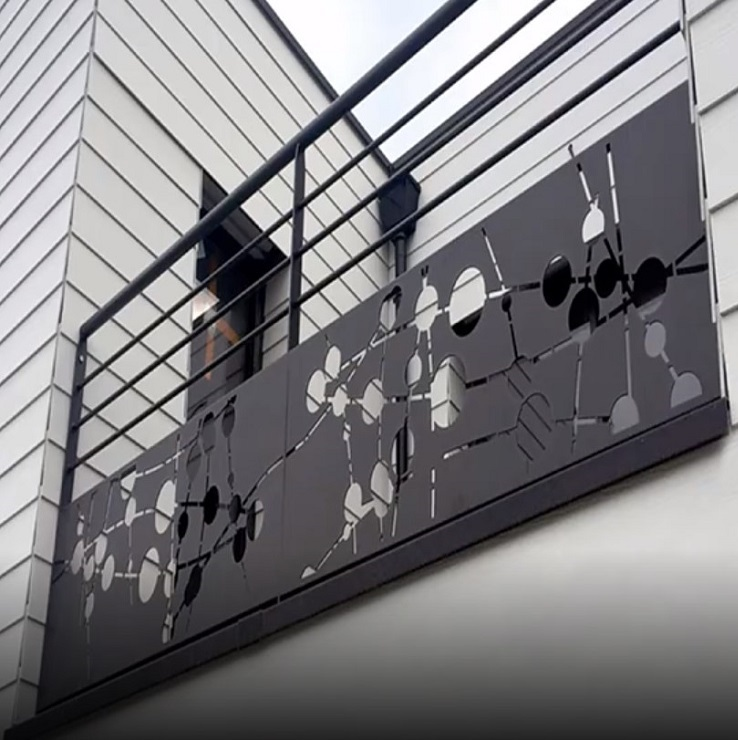 Балюстрады Алюминиевая ручка Металлический балюстрад Современный забор Внутри Ms Parapet Квадратный трубный дизайн Цемент Балконы Решетки