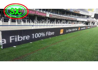 Периметр футбольного стадиона полного цвета привел дисплей для commerical рекламы