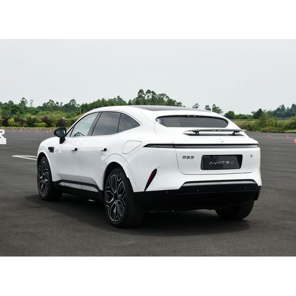 4 Doors 5 Seater Large Electric Cars Avita 11 555km Range 200km/h Max speed