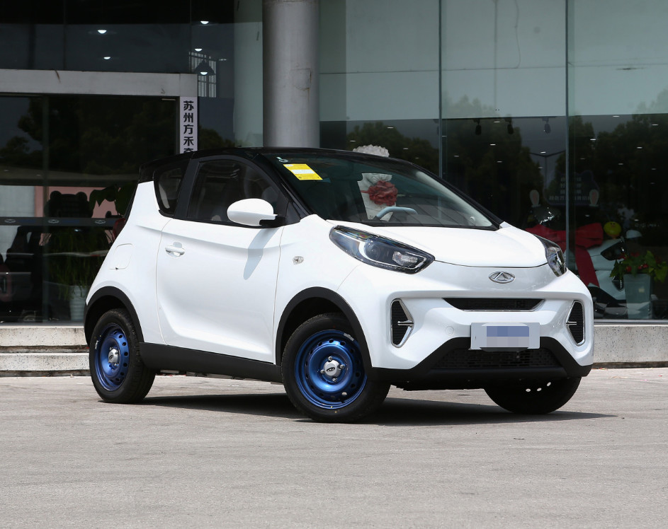 Муравей 2023 Chery маленький 251KM Reai пересматривал автомобиль фосфорнокислого железа лития мини