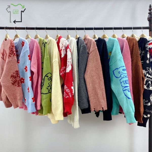 Fashionable Women's Second Hand Sweaters Winter Warm Used Casual Knit Sweater