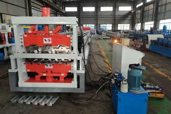 Roofing Tile 1.5B Type And 2inches Double Deck Roll Forming Machine 0.75-1.2mm Thickness 1220mm Width