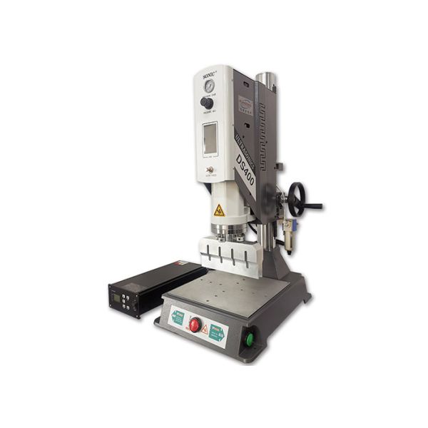 Equipo de unión de plástico por ultrasonidos