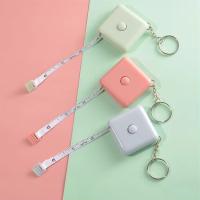 1.5m porte-clés porte-clés mini bande mesure pour la santé et la forme physique 60 pouces carrés bande de mesure en plastique avec votre logo