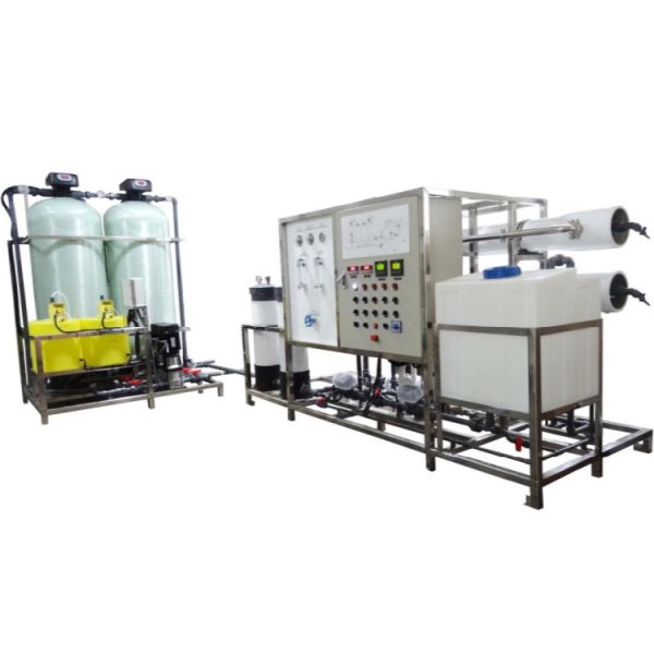 Movable Commercial Use Water Purifier 500L 1000L Reverse Osmosis Drinking Water Purification Plant 2000LPH Frp Tank Brackish Water Desalination Equipment Brackish Water Treatment Plant