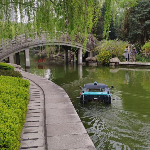 Image Recognition Hydrographic Surveying Boats USV 2.51*1.56*1.05m For Water Quality Monitoring