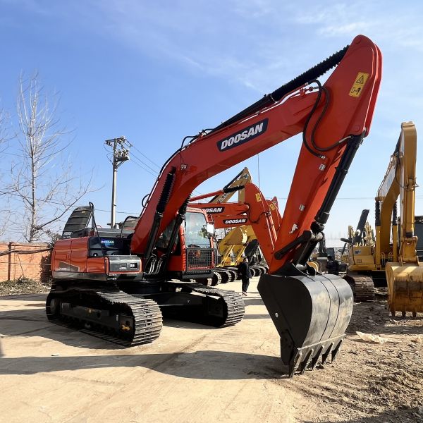 Doosan DX225 Used 22 Ton Doosan DX225 DX225LC-9 Crawler Excavator Used Crawler Doosan DX225 Excavator