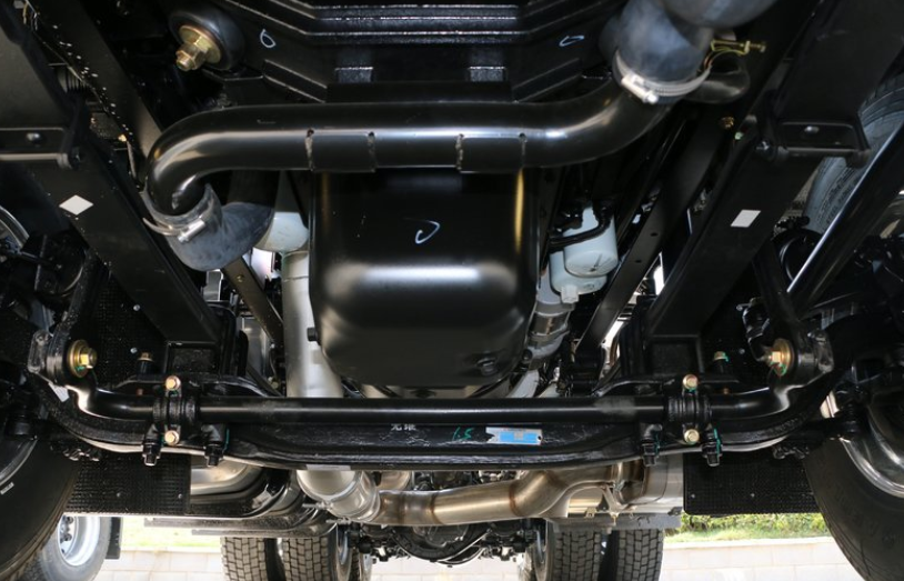 Yellow 10 Wheels Prime Mover Truck 6x4 Drive Mode LHD RHD 375HP CCC Certified