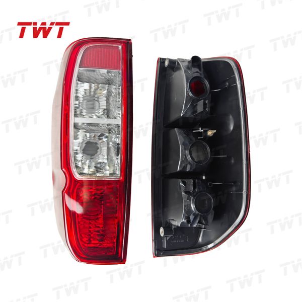 Twt 26550-EB71A 26555-EB71A Luces traseras de coche Luces traseras Luz trasera 26550EB71A 26555EB71A para Nissan Navara 2007-2011