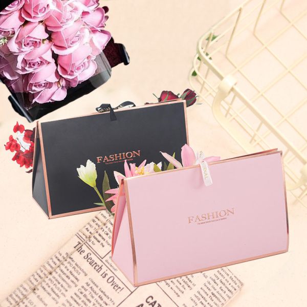 Commande personnalisée de luxe en papier rigide coloré boîte cadeau fleur avec personnalisation de logo