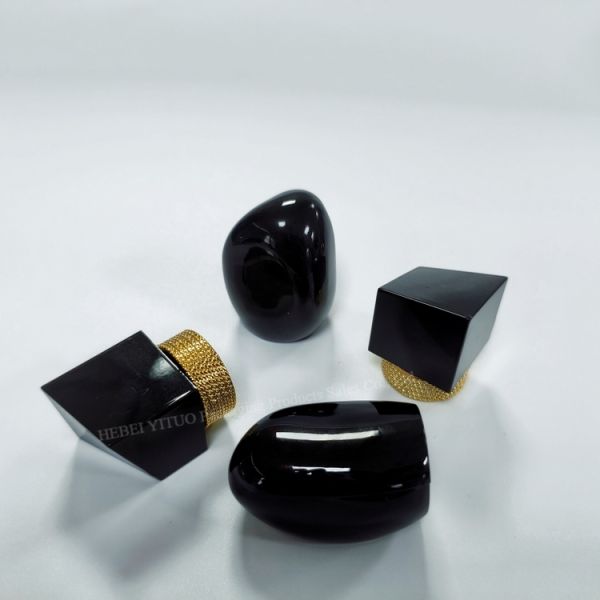 Special Shaped Black Plastic Perfume Bottle Cap 15mm Caliber