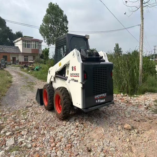 Mini Bob S16 Used Skid Steer Loader Landscaping Equipment  36.4kw