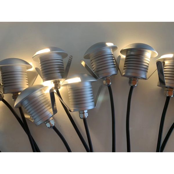 СИД 2700К/4000К света ОН нелегально, бортовой испускать, на открытом воздухе освещение ландшафта ИП67