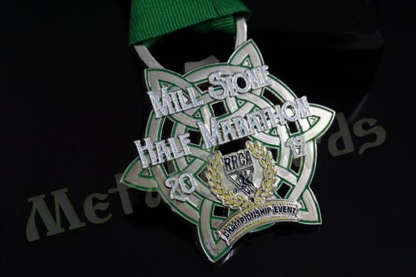 Die Casting Starr Bottle Opener Medals , Bottle Lid Opener 3mm Thickness