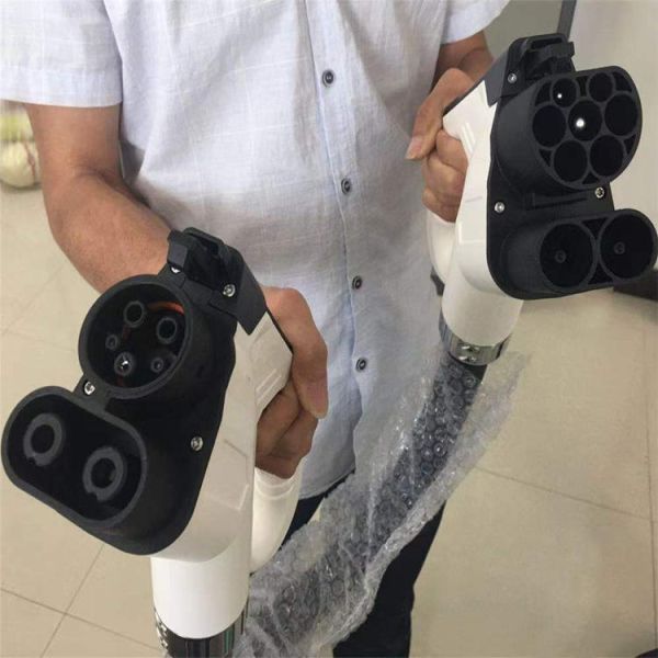 150A 1000V DC EVSE CCS2 To CCS1 Car Charging Adapter EV Charging Connector Adapter