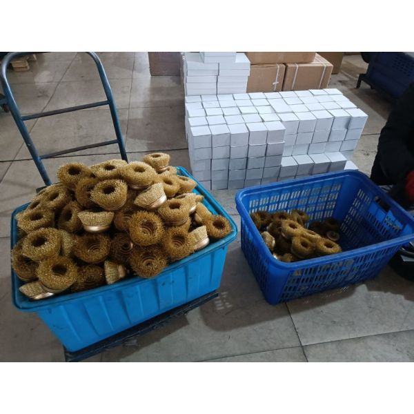 Safe Working Non Magnetic Non Sparking 4 Inch Bronze Wire Cup Brush For Oil Pipeline