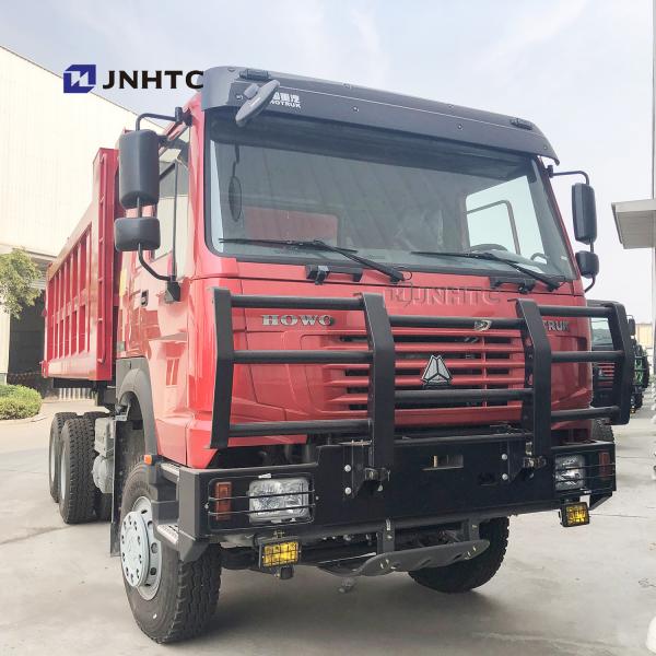 Caminhão basculante da cor vermelha 336hp Sinotruk Howo com 10 rodas e capacidades 18m3