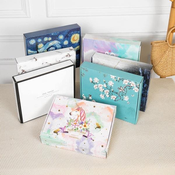 1.5mm Corrugated Paper Personalized Clothing Boxes 250gsm Art Paper