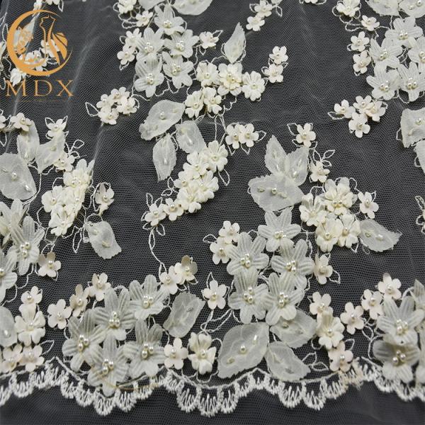 A flor branca do tule 3D ata o bordado de nylon de 80% para o casamento
