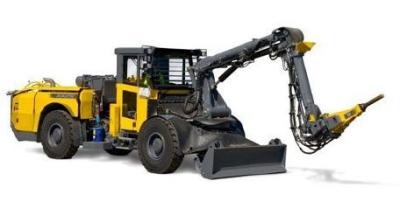 40D Steering Angle Backhoe Hydraulic Breaker , Diesel Engine Backhoe Hammer Breaker