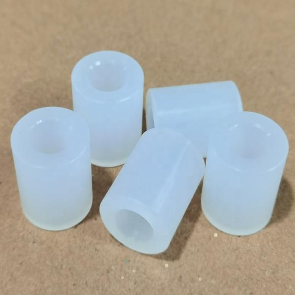 OEM Custom Precision CNC Rigid Prototype Bushing Machining Peças POM de plástico