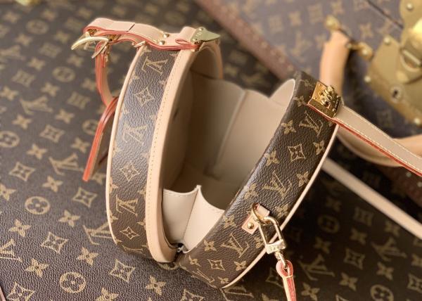 Ladies Leather 7.5cm Circular Push Lock Crossbody Bag With Mental Ornament