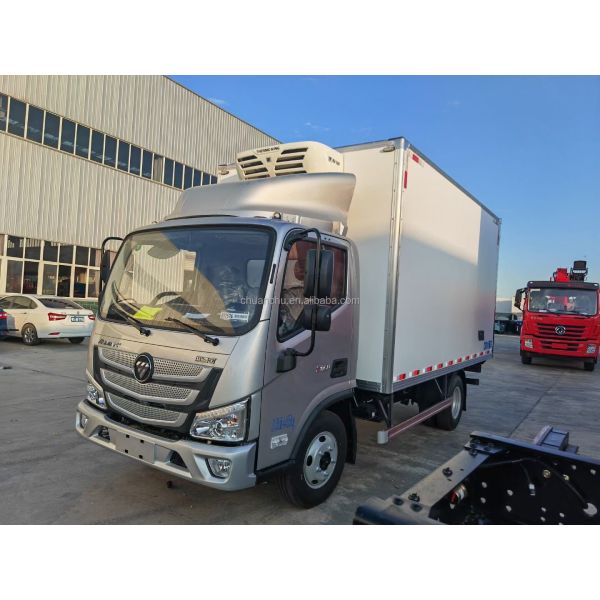 FOTON 4x2 Refrigerated Cold Room Truck Horsepower 150hp Freezer Delivery Truck