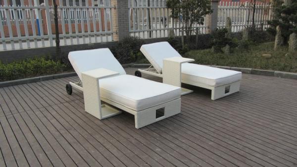 Luxury Grey Outdoor Rattan Daybed For Garden / Patio / Beach