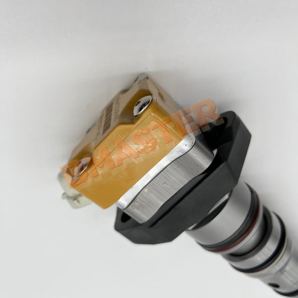 Remanufactured Fuel Injector 1824739C1 For DT466E 175HP-190HP Engine With 6 Month Warranty