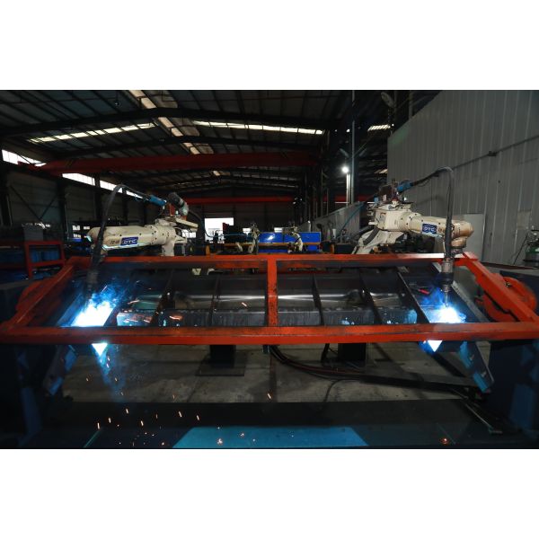 Red Anti-Collision Cap for High-Pressure Spray Rod of Sweepers (Spray Rod Protective Cover): Protects Spray Rod from Collision & Impact