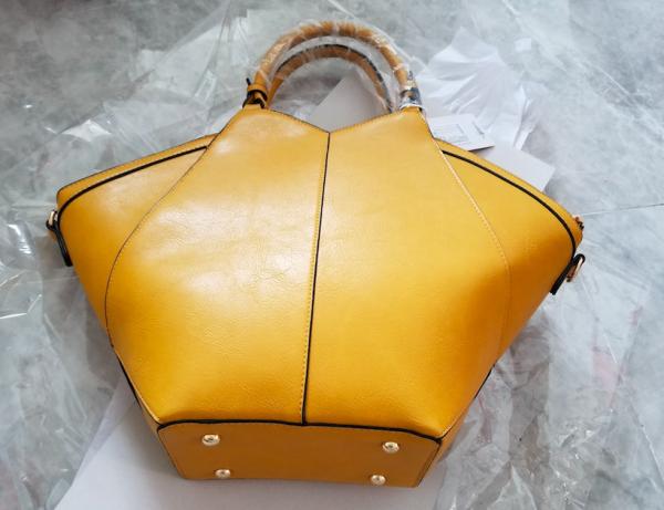 Fashion Famous Designer Brand Women leather Handbags PU leather Fan-shape Shoulder Bag lady luxury Evening clutch bags M
