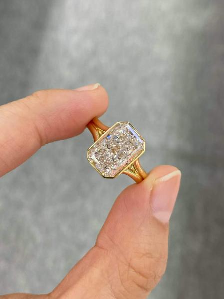 5.03ct Radiant Shape Diamond Ring DEF VVS Lab Grown Diamonds 18K Gold