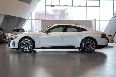 Chinese Large SUV For Audi RS E-tron GT 510kW 495km Long Range Pure Electric Cars For Adult