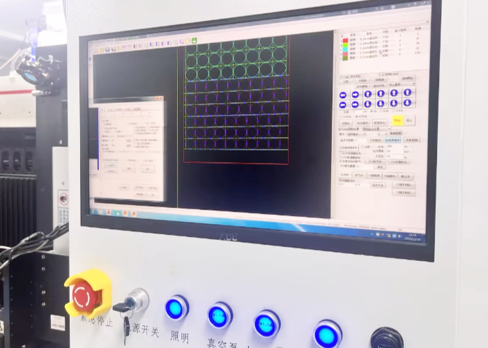 Laser Glass Cutting Machine built to support automated glass cutting processes with integrated control systems and software  To Chipping ≤5μm
