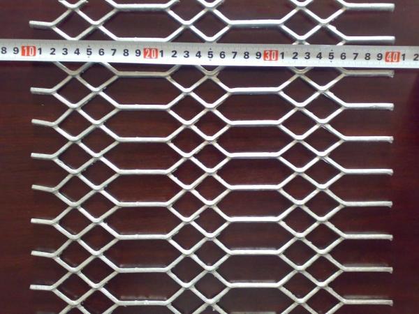 Mild / Low Carbon Steel Galvanized Steel Expanded Metal Wire Mesh Diamond Hole