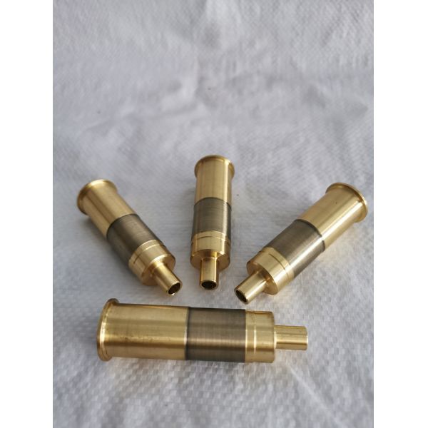 manga del inyector de combustible de 11070-Z5514 11070-Z5509 NISSAN FE6-24V