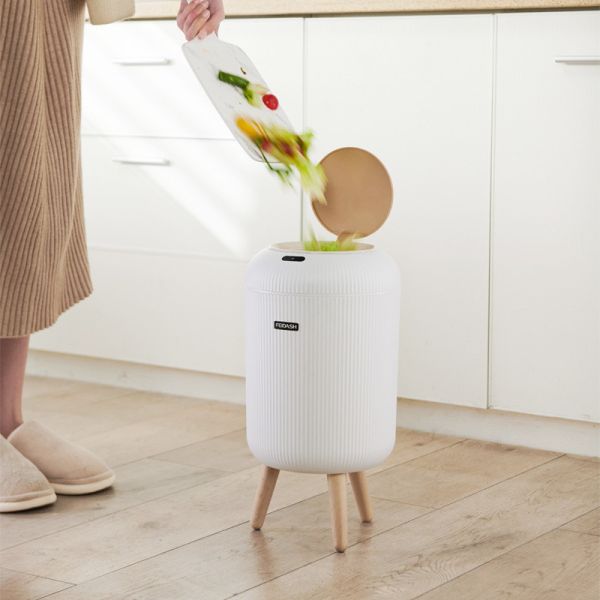 Chinese Wind Round Intelligent Sensing Household Large Capacity Trash Can with Legs