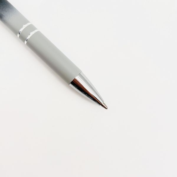 Nouveau stylo à bille à baril métallique de couleur dégradée en aluminium de 1,0 mm