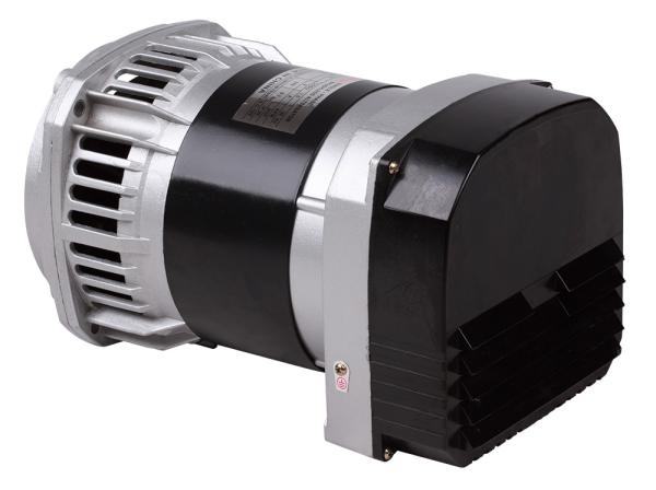 2.5KW 2 Poles Single Phase AC Alternator , High Efficiency Alternator 110 - 240V