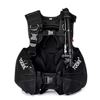 Experimenta la emoción de los deportes acuáticos con el chaleco de buceo BCD de flotabilidad de 25LBS
