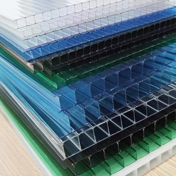 Polycarbonate alvéolaire 7 mm revêtu d'un revêtement UV en polycarbonate PC