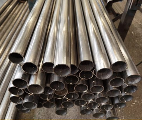 Труба 1020 нержавеющей стали 202 ASTM 201 декоративная сварила гальванизированное безшовное